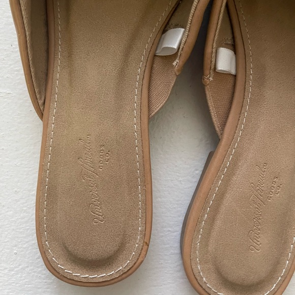 Universal Thread Mules - Picture 2 of 4